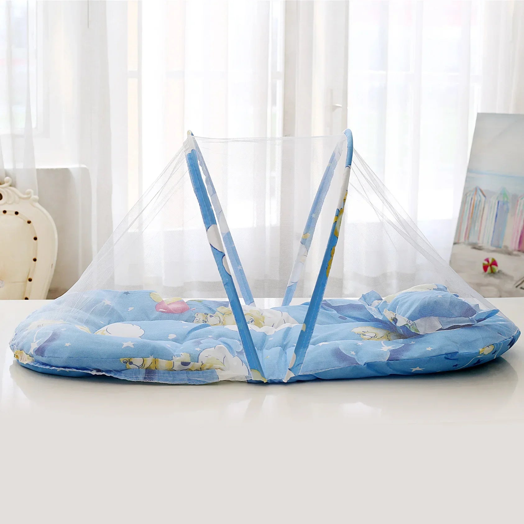 Portable Baby Mosquito Net Travel Bed | Foldable Pop-Up Crib Mesh Protection & Breathable Pad